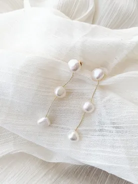 Berlin – 3 Tier Freshwater Pearls Earrings