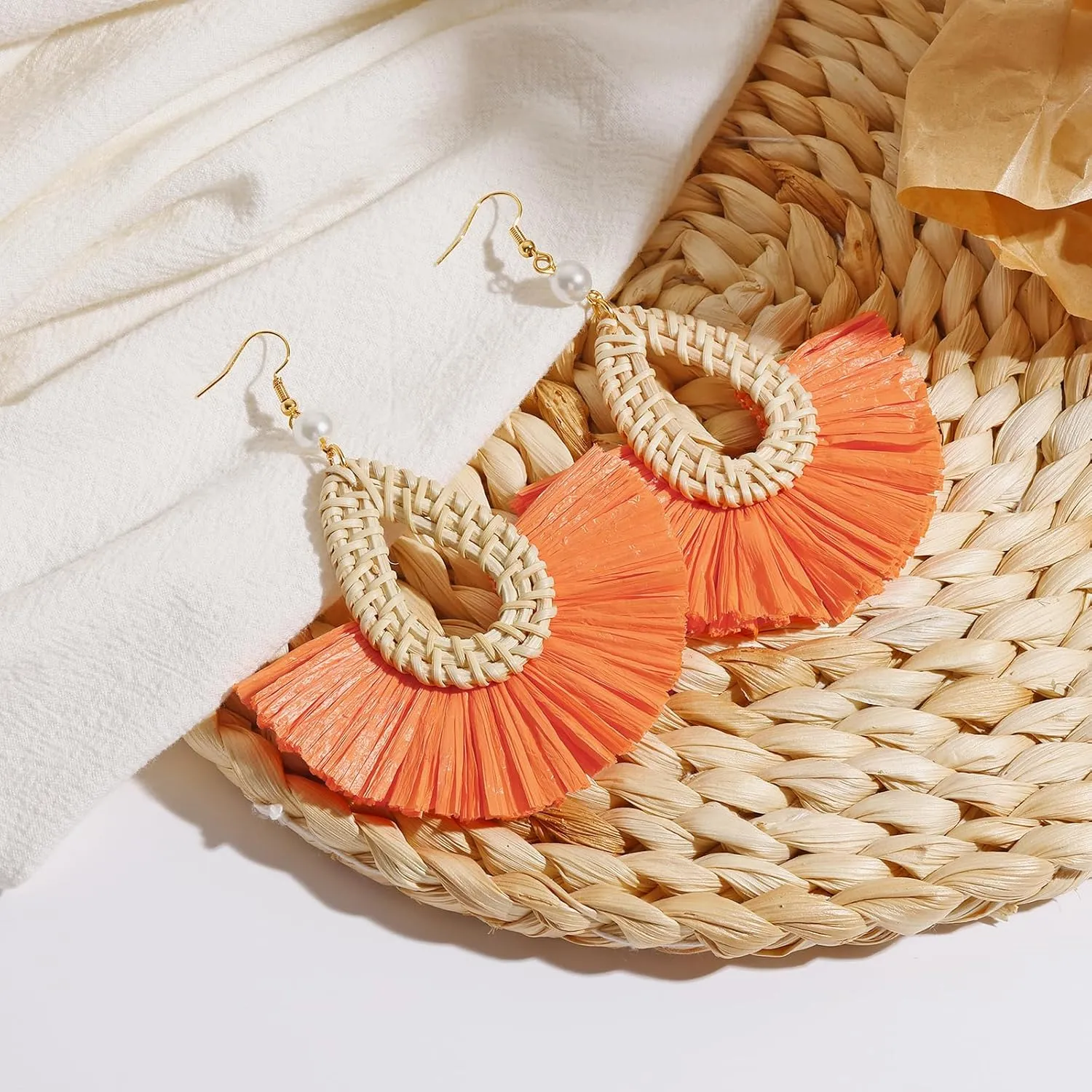 Coiris Boho Statement Dangle Earrings for Women Peal Raffia Tassel Rattan Drop Earrings Bohemian Summer Beach Tassel Earrings Trendy Jewelry for Women
